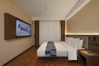 Homeinn Aifeel Hotel (Linfen Pingyang Square Shenglong International) - 2 tähden