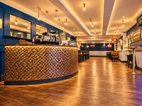 Hampton Hotel & Restaurant - 3-Star