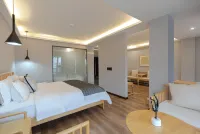 The Most Sleep-Friendly Hotel - balcony