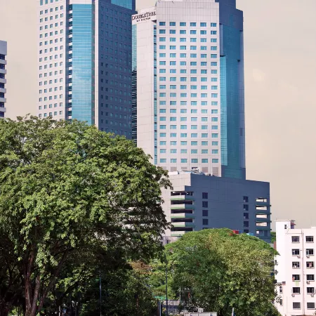 DoubleTree by Hilton Johor Bahru Отели рядом с достопримечательностью «Торговый центр JB City Square»