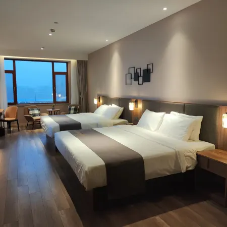 Homeinn Plus Hotel (Laizhou Guangzhou West Street)