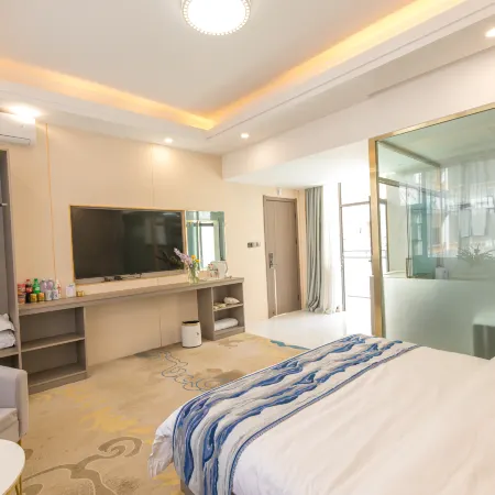 Dali Shanhaiyunjian Hotel (Dali Old City South Gate)