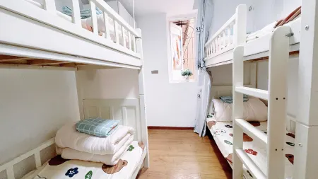 Chongqing Xinghe Rumeng Youth Hostel (Jiefangbei Hongyadong Branch)