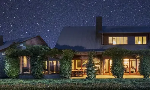 Spicers Peak Lodge