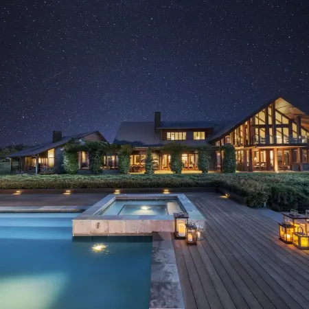 Spicers Peak Lodge