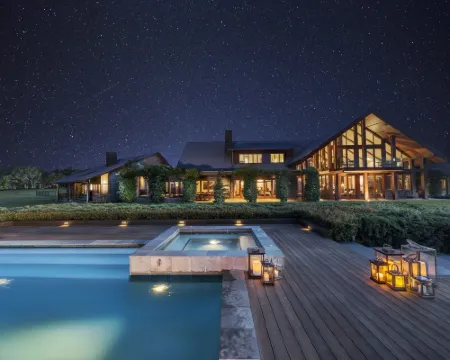 สไปเซอร์ส พีค ลอดจ์ โรงแรมในวอริก