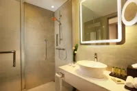 DoubleTree by Hilton Jakarta - Diponegoro Hôtels à : Jakarta-Centre