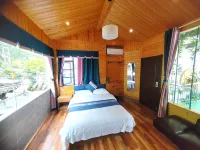 Yichang Linjianglou Boutique Homestay - إقامة ريفية
