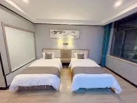 Fengshun Business Hotel Hotels in Suixi