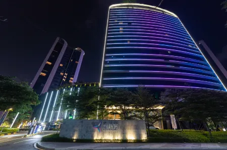 Manhattan International Apartment Hotel Отели рядом с достопримечательностью «Hengqin Port»