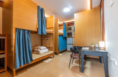 Xiangmo Youth Hostel