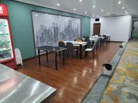 Holiday Inn Hotel
