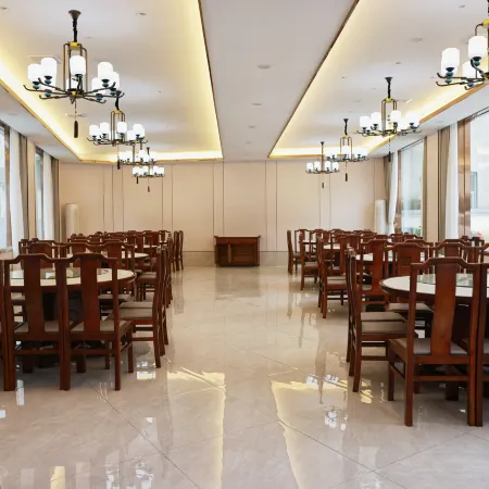 Daxin Hotel