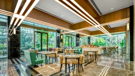 Serensia Woods Hotel Отели рядом с достопримечательностью «Zhuhai Chimelong Ocean Kingdom»