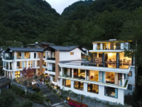 Qingcheng Mountain Wangshan Qi Yueshan(Qingcheng Back Mountain Scenic Area Store) Hotels near Baiyun Wanfo Cave