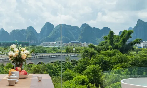 Yishan Yunshui Hotel(Yulonghe Store, Shili Gallery, Yangshuo County)