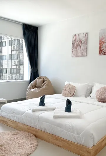 ห้องเตียงใหญ่พร้อมวิวภูเขา