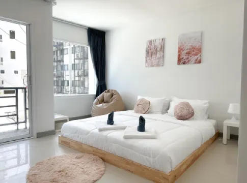 เบาบับ โรงแรมใกล้Picasso Tailor