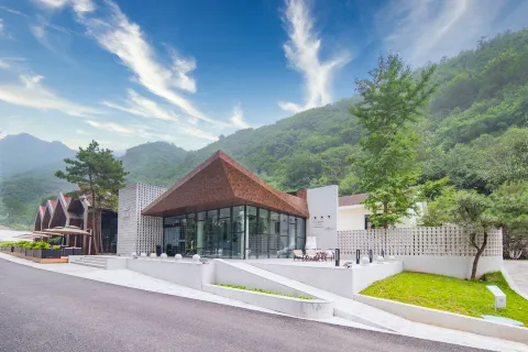 Cenxi Resort