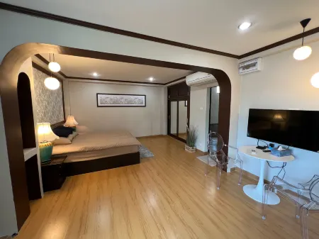 October Hostel ChiangMai
