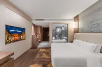 XunXianHuajing International Hotel ( Ancient City West Gate)