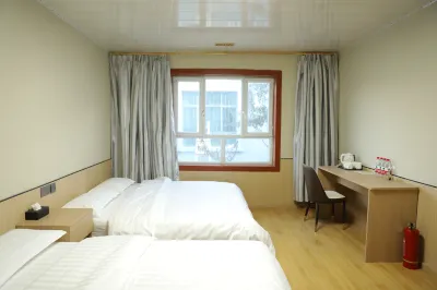 XianXlngZhe Hotels near Khunjerab Port