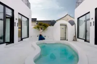 Yunxi meets ta”, a holiday hostel in Beijing