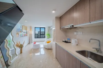 Jinyu International Apartment (Shunde OCT Harbour Plus Flagship)