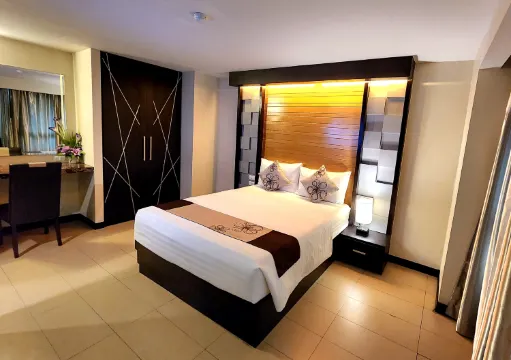 ดีลักซ์ 1 ห้องนอน 1 ห้องนั่งเล่น