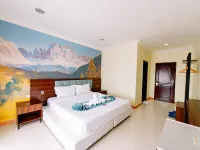 Lisha Roungnakhone Hotel Hotels near Green Discovery