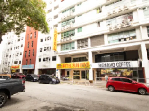 Sun Inns Hotel KopKastam Kelana Jaya Hotels near UNITAR International University