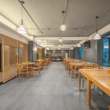 Yuesen Yimeijia Hotel (Dazhou City Central Square Store)