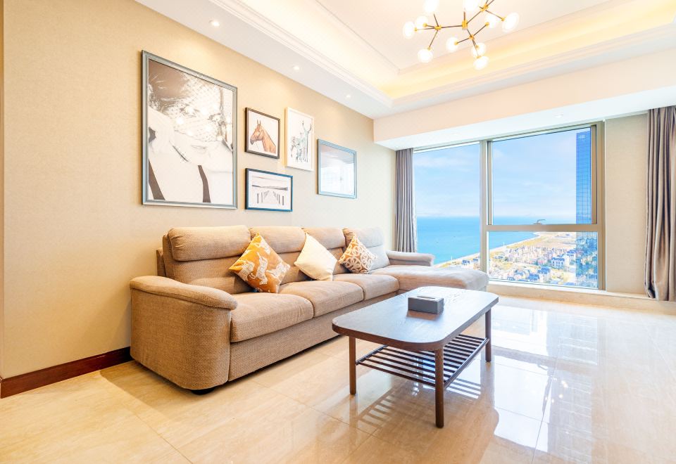 예허 오션뷰 아트 호텔 다롄 객실의 바다 전망