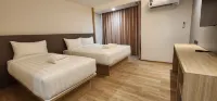 Prom Hotel Hotels near Vivaldi Public Relations