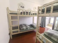 Polar Bear Youth Apartment (Shenzhen North Railway Station)