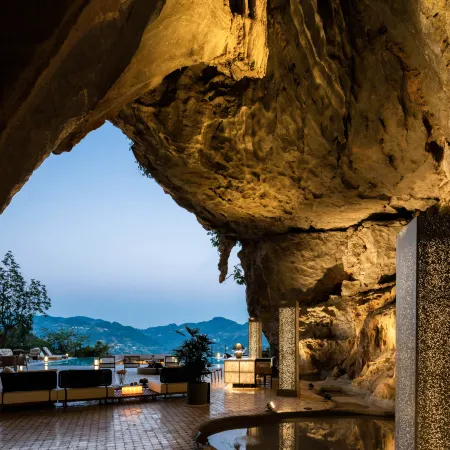 Wanfeng Lake Fengxi · Cave | Hidden Luxury Jin Homestay