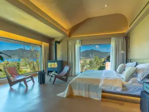 Lugu Lake · Xiaoman |Mountain Sea View· One Line Lake View Holiday Hostel