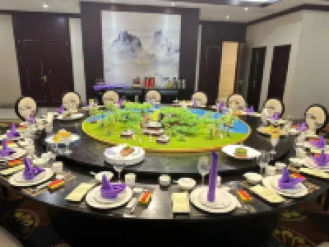 Yixing Shenshangu Resort Hotel (Dajue Temple Yunhu Scenic Area)