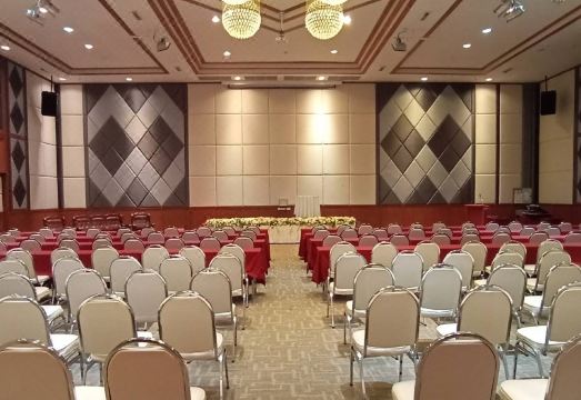 1. 서니 그랜드 호..