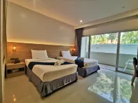 Nana Beach Hotel & Resort Các khách sạn gần Wat Kaeo Prasert