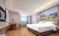 Vienna International Hotel (Yingshan Taihe Xintiandi Branch) Hotels in Yingshan