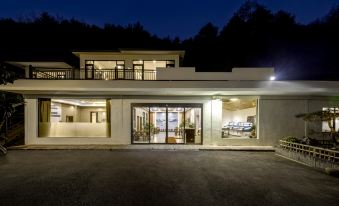 Zuixinwan·VILLA Huanshan Viewing Parent-child Holiday Beauty Su (Anji HELLO KITTY Paradise)