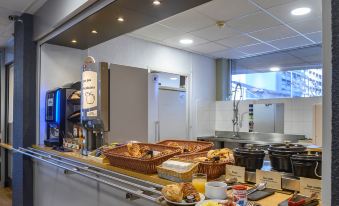 B&B Hotel Nîmes Centre Arènes