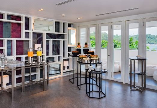 더 나이 한 SHA 플러스+