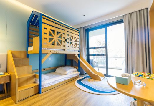 The pata hotel ZhuhaiHotel Overview