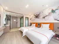 Yuqi Hotel (Zhumadian High-Speed Railway West Station) Hotels in Zhumadian