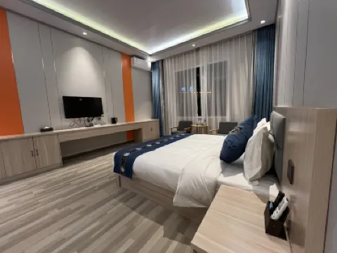 頓珠吉參民宿 鄰近奔子欄的酒店