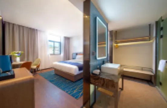 中山立斯特飯店（石岐大信新都會萬象滙店） 石岐街道附近的飯店