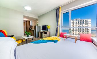 Love Apartment (Yingkou Shanhai Square Vanke Lawei Coast Branch)