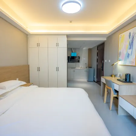 Rujia Pebble Hotel (Weifang Municipal Square Dongfang Road)